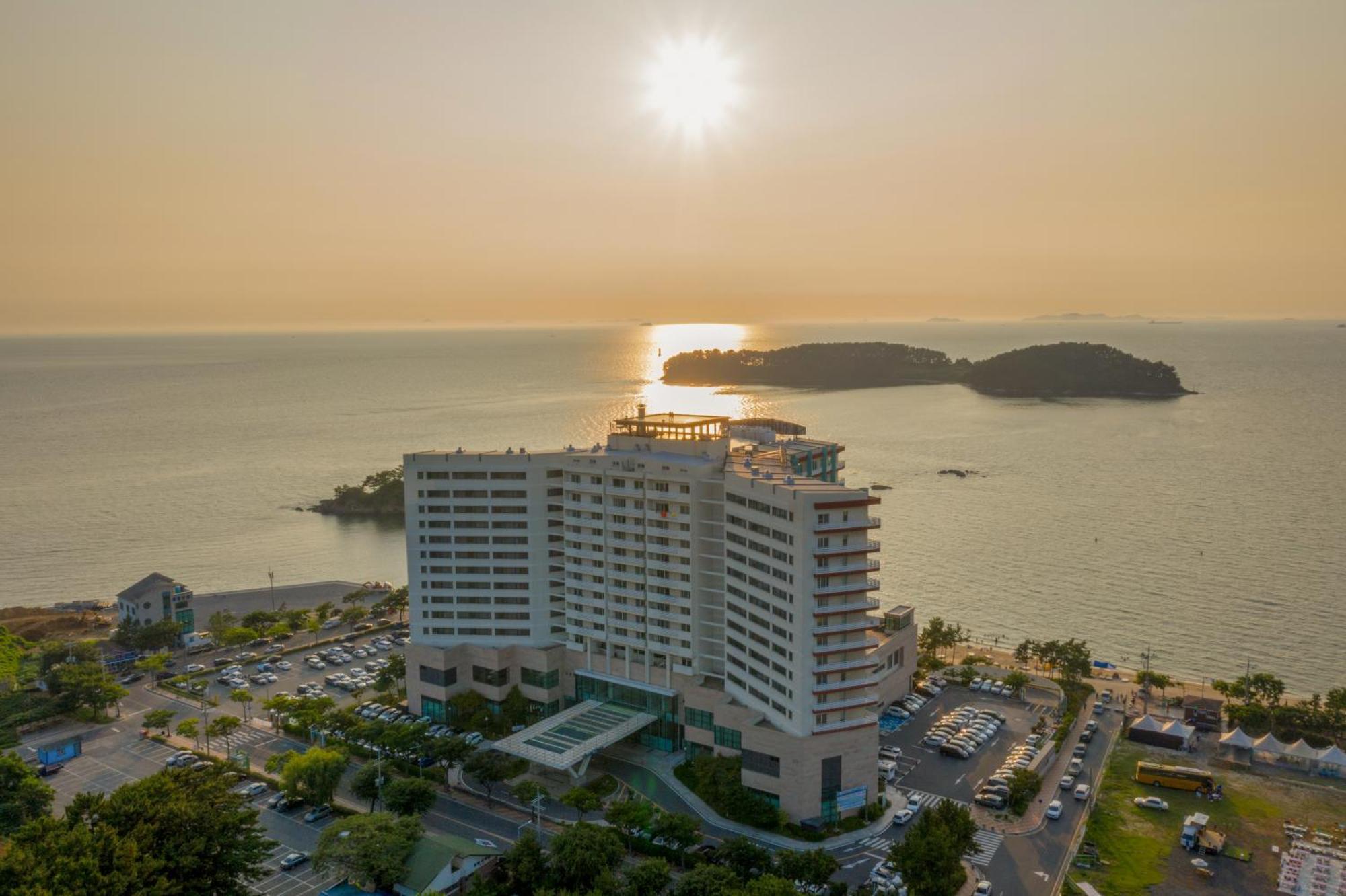 Beache Palace 保宁市 外观 照片